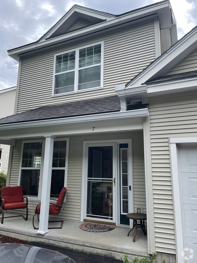 Autumn Knoll Apartments for Rent Essex, VT 2 Rentals