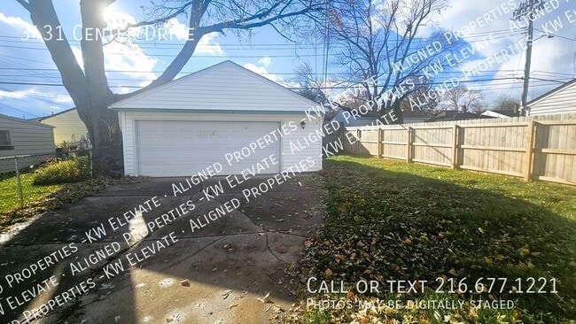 Building Photo - 3431 Center Dr