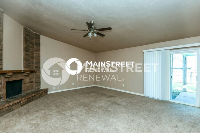 Foto del edificio - 3 Bedroom Pet-Friendly Home in Fort Worth, TX with Main Street Renewal