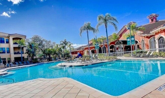 Building Photo - 2724 Via Murano