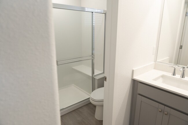 Foto del edificio - 5937 Littlestone St