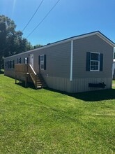 Building Photo - 1626 Bradley Ln