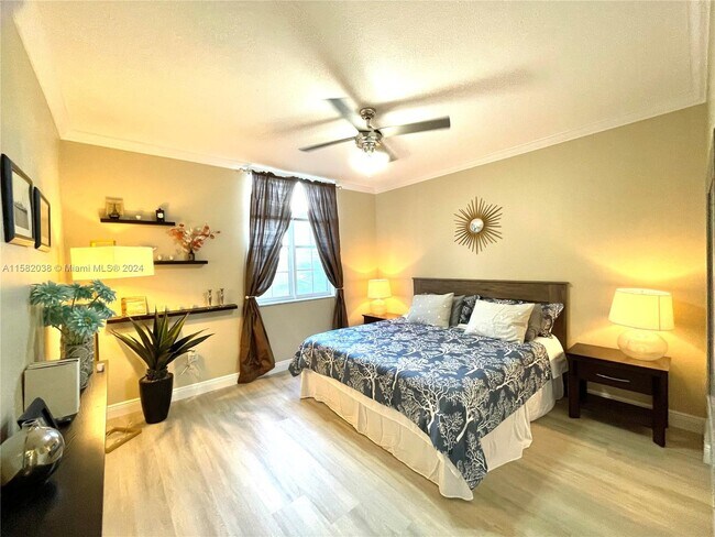 Foto del edificio - 651 Okeechobee Blvd