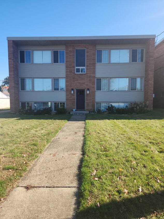 Primary Photo - 2214 Fulton Rd NW