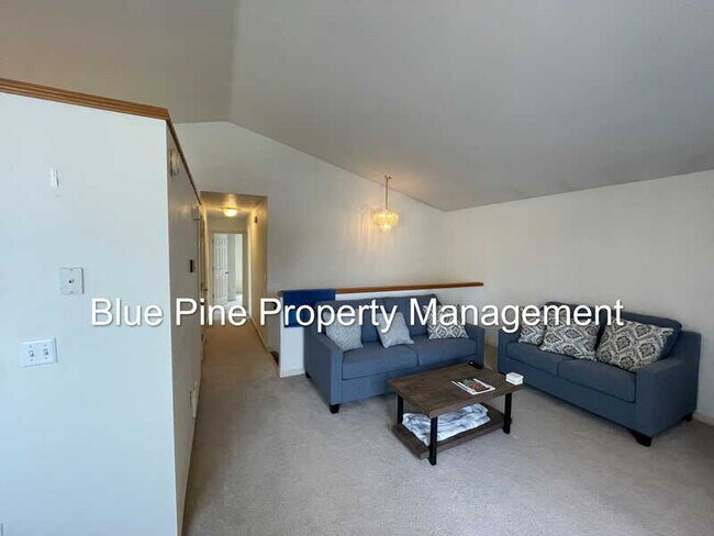 Building Photo - 3705 Spring Creek Dr