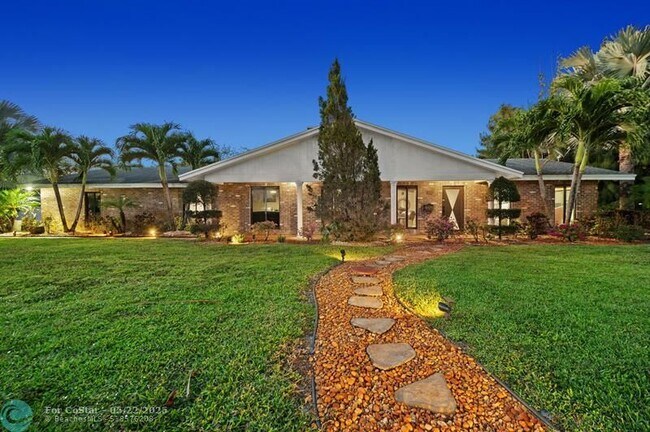 Foto del edificio - 4501 Briarcliff Ln