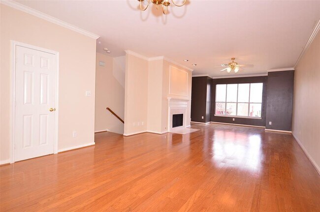 Foto del edificio - 2905 Crawford St