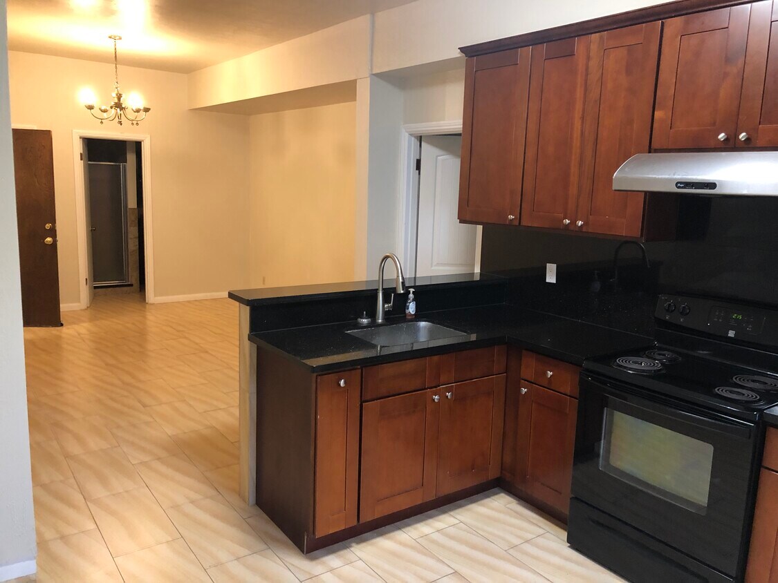 Foto principal - 1470 12th Ave