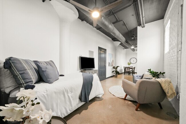 Foto del edificio - Cross and Middle Apartments