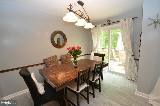 Building Photo - 5864 Woodfield Estates Dr