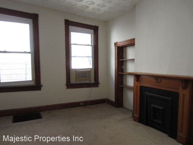 Building Photo - 421 Southview Ave