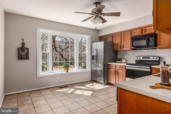 Building Photo - 3122 Valentino Ct