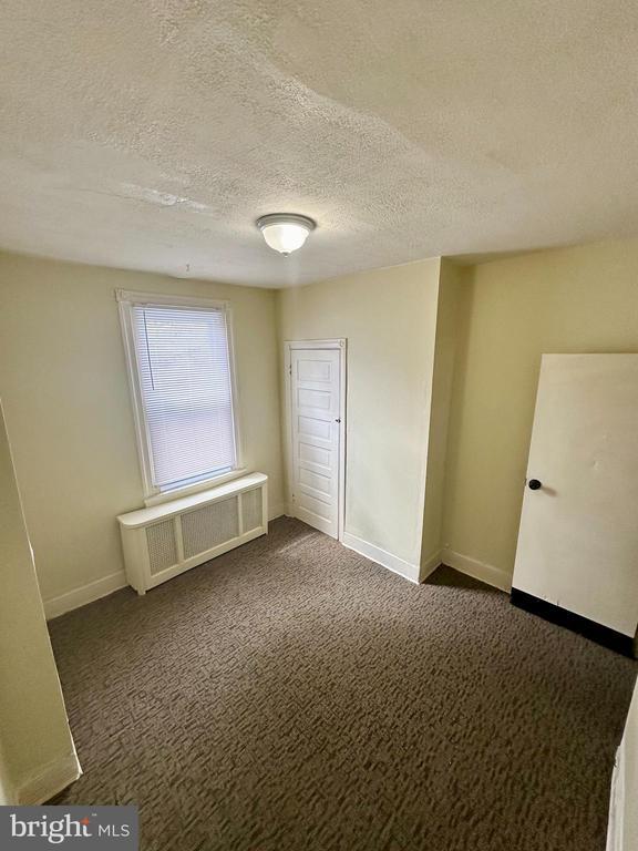 Building Photo - 4206 N Fairhill St