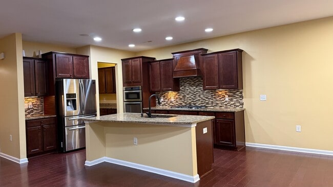 Cocina - 2101 Chipley Dr