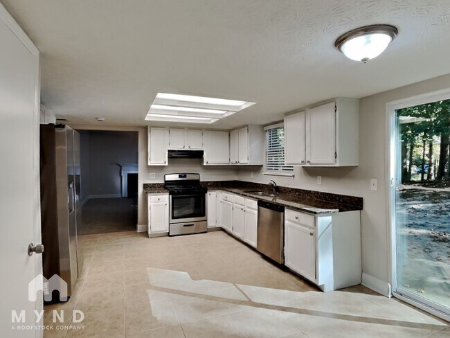 Foto del edificio - 255 Marcliff Ct