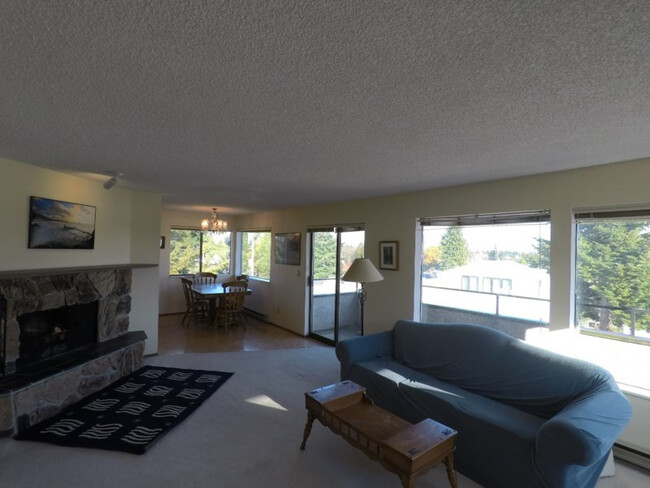 Foto del edificio - 8501 12th Ave NW