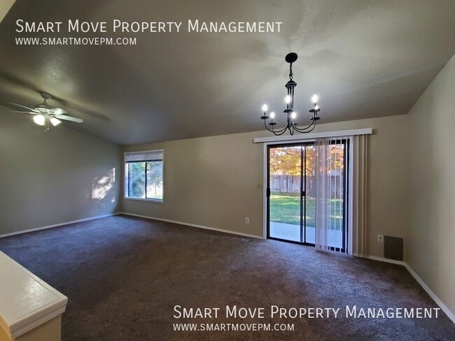 Foto del edificio - 4418 N Oxbow Pl