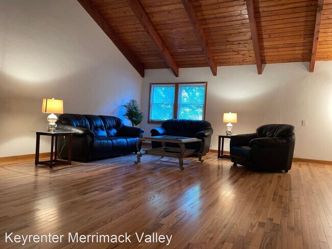 Building Photo - 3 br, 2 bath House - 3 Crown Road