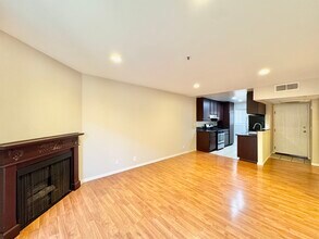 Building Photo - 8722 Burton Way