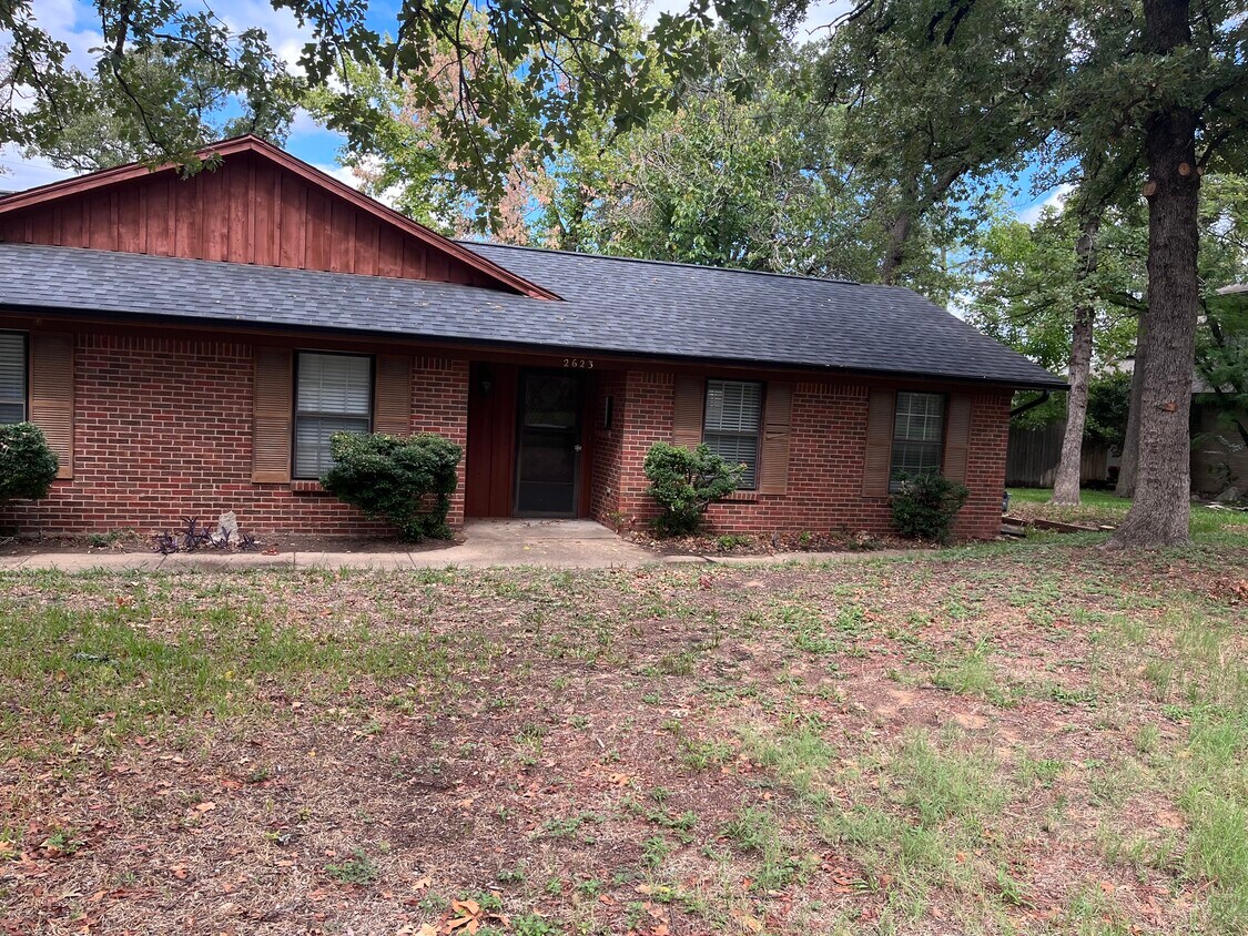 2623 Peachtree Ln, Pantego, TX 76013 House Rental in Pantego, TX