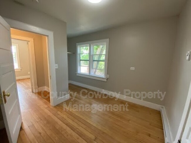 Foto del edificio - 950 N 11th St