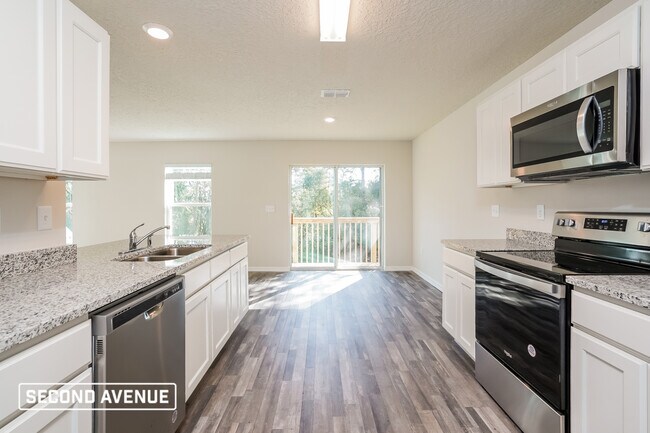 Building Photo - 2761 W Shaw PL
