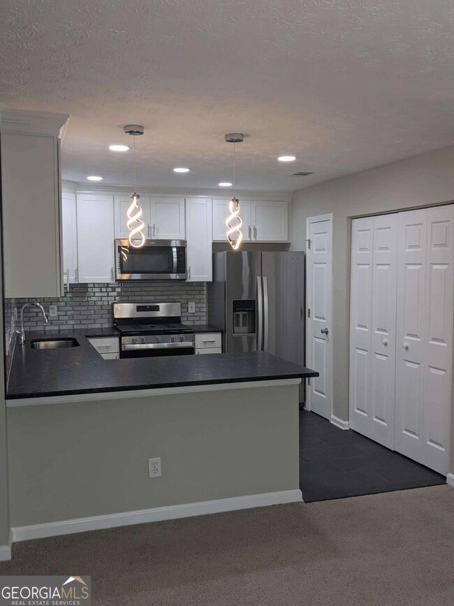 Building Photo - 2385 Keenland Ct
