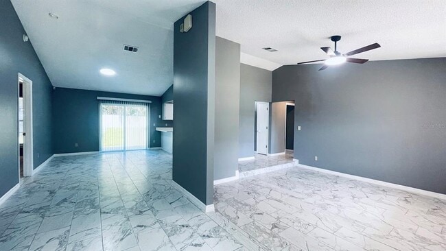 Foto del edificio - 6807 Galle Ct