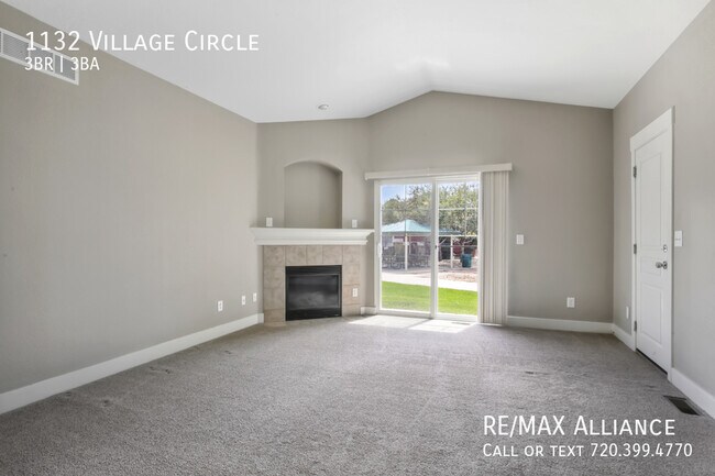 Building Photo - Welcome to your dream home!