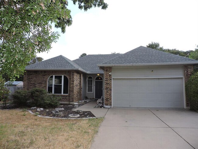 Foto del edificio - 12609 Deer Falls Dr