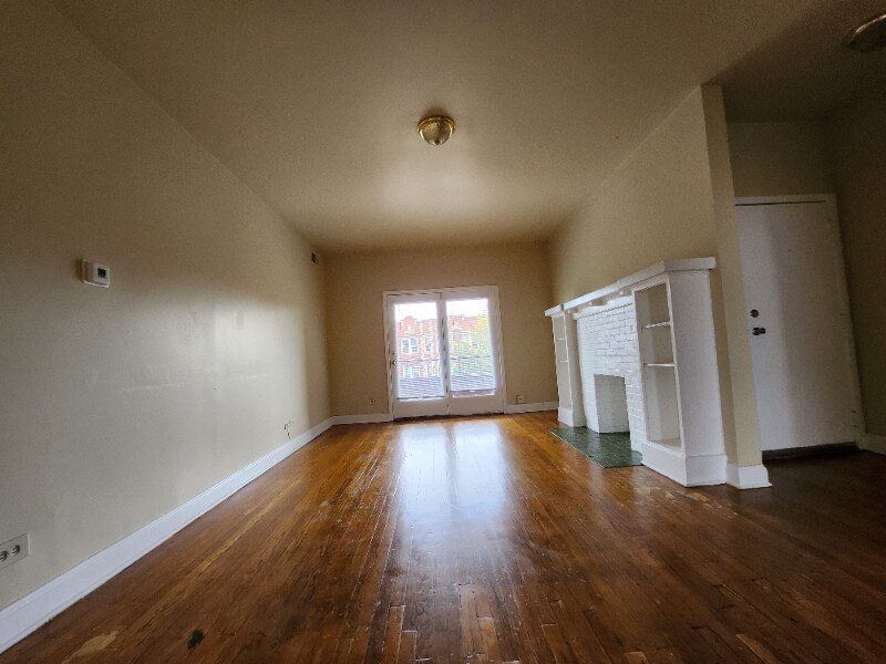 5317 W Washington Blvd Unit 3, Chicago, IL 60644 Room for Rent in