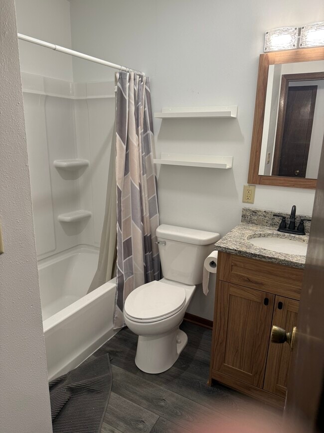 Foto del edificio - W170N11545 Armada Dr