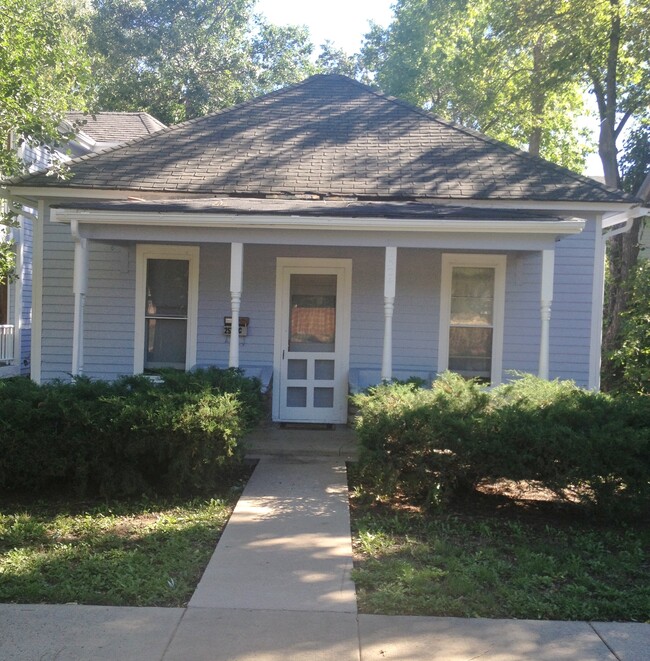 #C cottage - 2524 Mapleton Ave