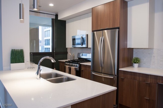 Foto del edificio - 713 N Wells St