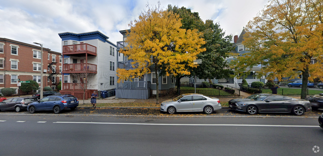 Building Photo - 530 Cambridge St