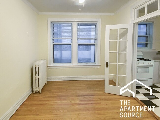 Foto del edificio - 430 W Surf St