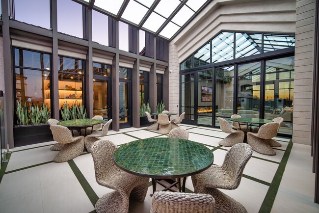 Foto del edificio - Encantada Gladden Farms