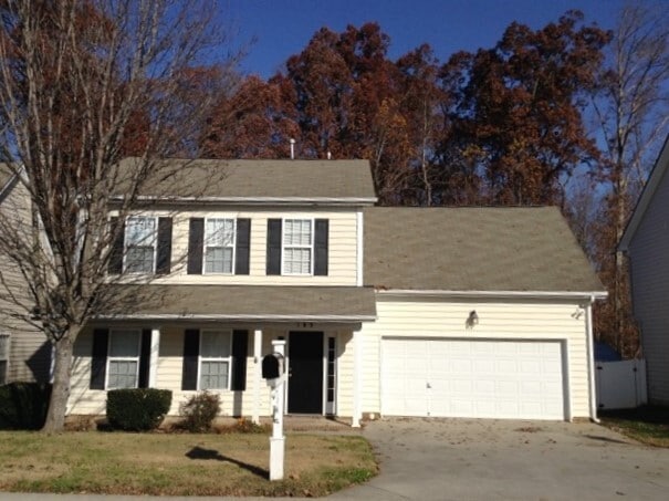 Building Photo - 183 Everett Park Dr