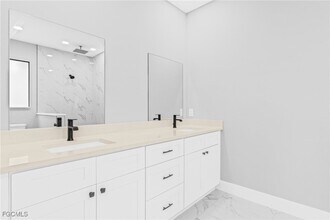 Building Photo - 1907 NW 26th St