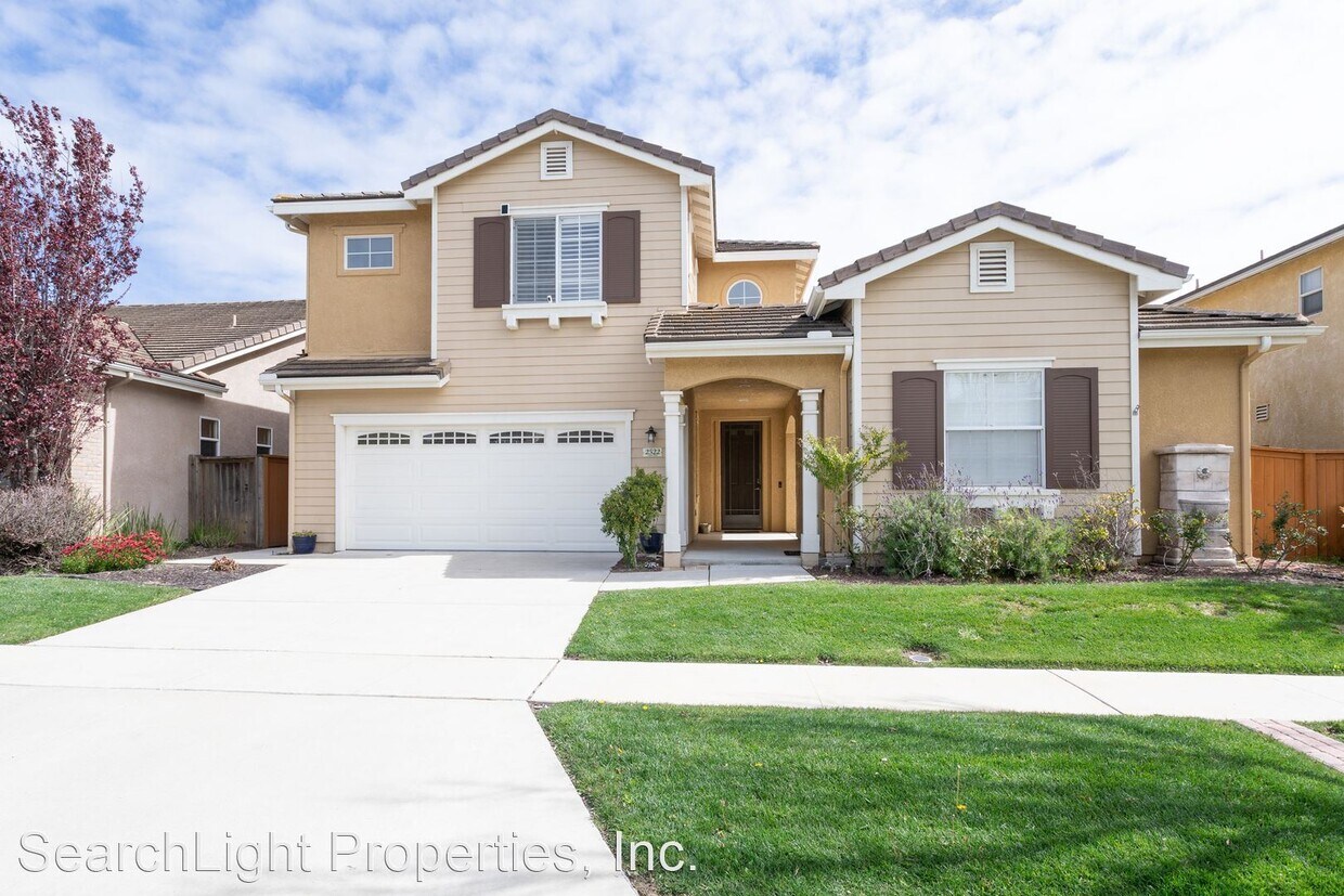 Primary Photo - 4 br, 3 bath House - 2522 Logan Dr.