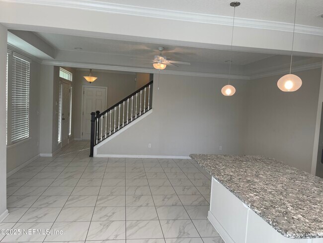 Building Photo - 517 Richmond Dr