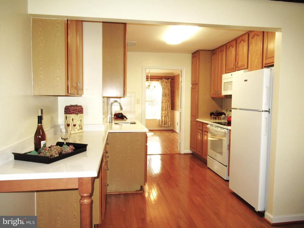 6619 Rosecroft Pl, Falls Church, VA 22043 Townhome Rentals in Falls