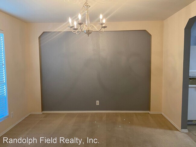 Building Photo - 3 br, 2 bath House - 200 WILLOW RUN