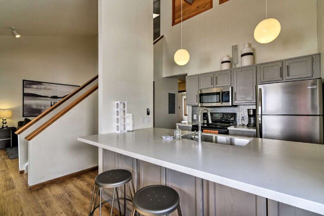 Building Photo - 25 Arapahoe Cir