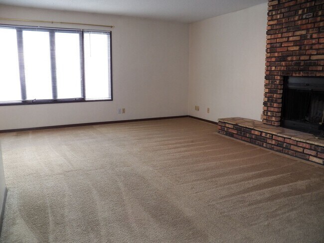 Foto del edificio - 1008 Bridgit Ct SE