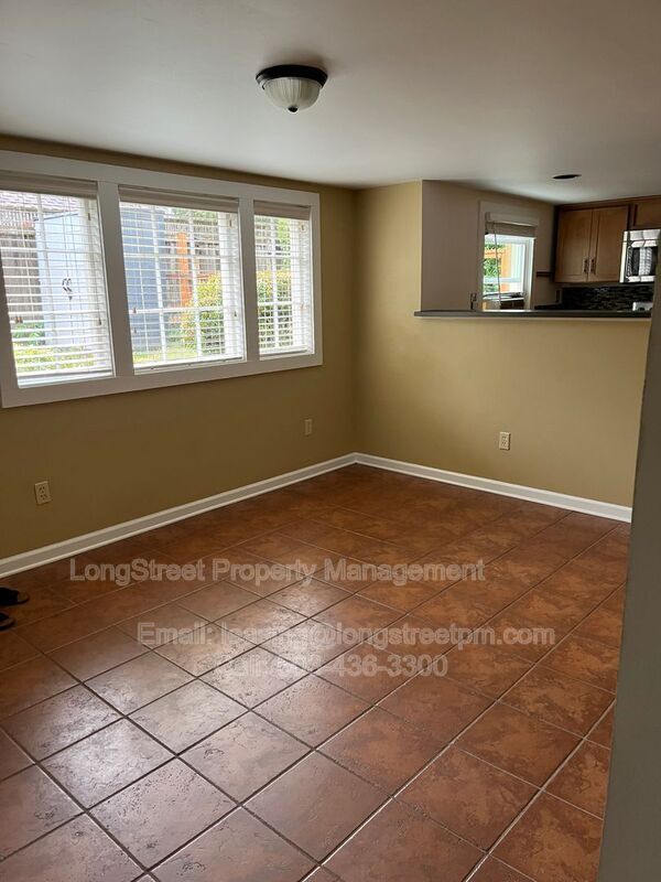 Foto del edificio - 6915 N Philadelphia Ave