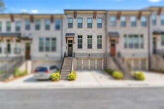 Building Photo - 2453 Soft Maple St