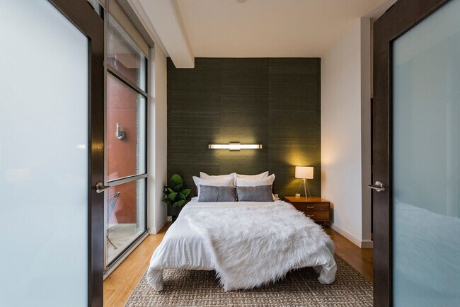 Foto del edificio - 2115 Yeaman Pl
