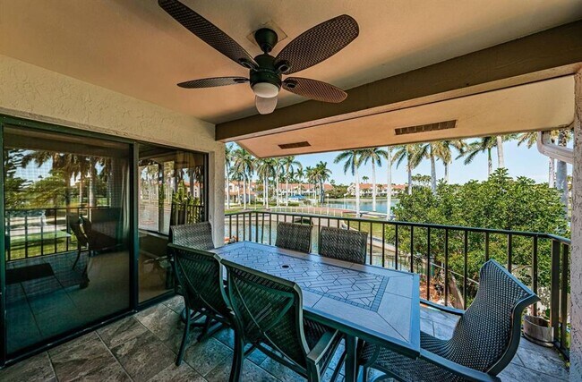 Foto del edificio - 6273 Bahia Del Mar Blvd S