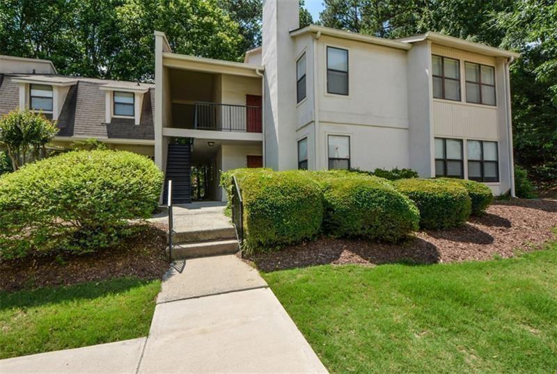 2108 Huntingdon Chase, Atlanta, GA 30350 Condo for Rent in Atlanta